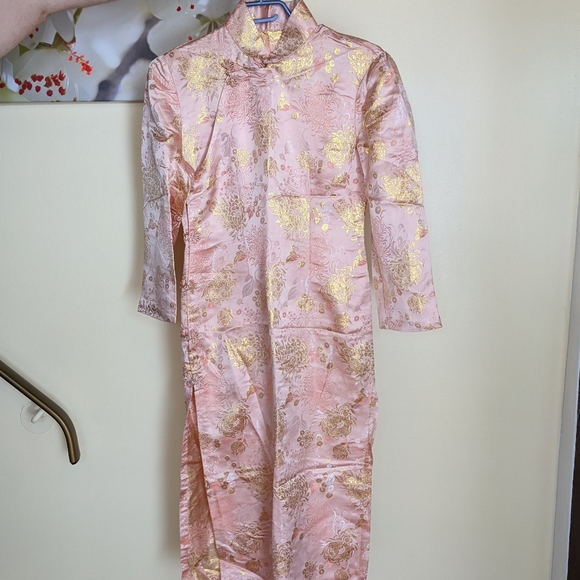 COPY - Satin Qipao or Cheongsam - Picture 7 of 7